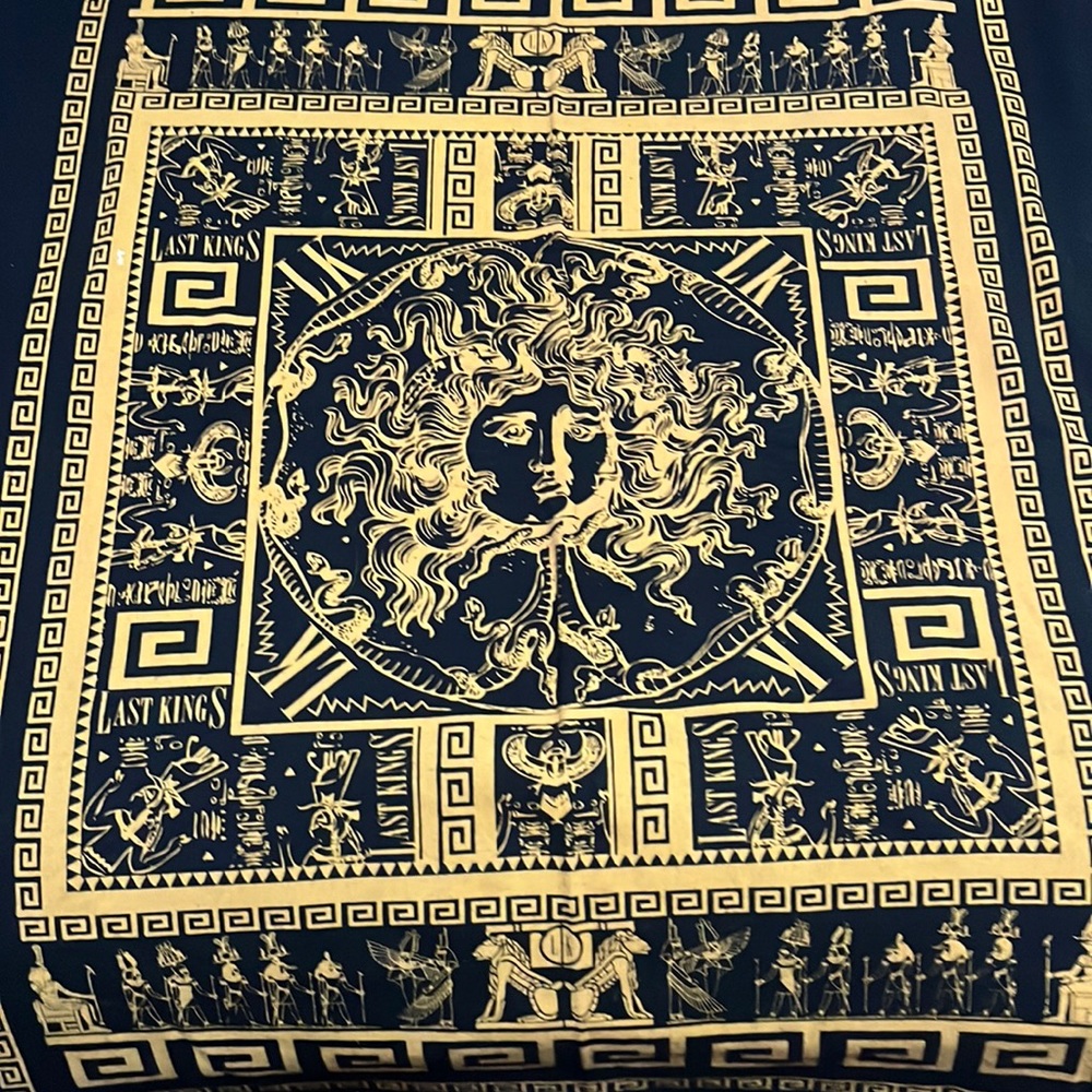 Black and Gold Last Kings XL shirt